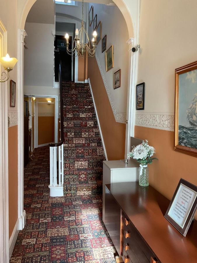 Bed and Breakfast The Langham Уэймут Экстерьер фото