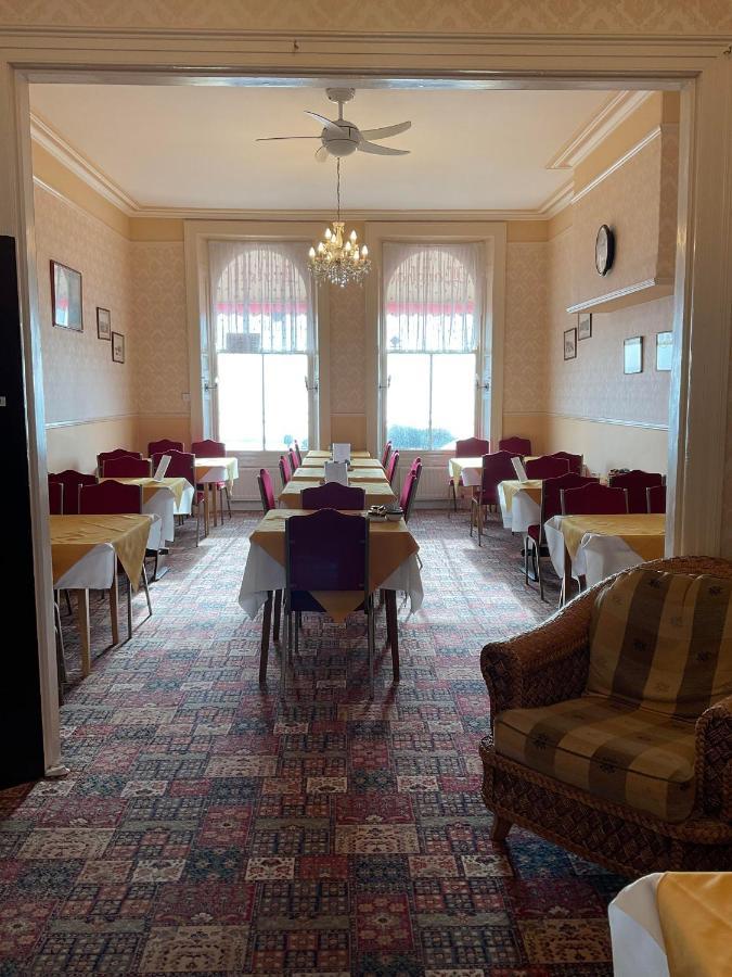 Bed and Breakfast The Langham Уэймут Экстерьер фото